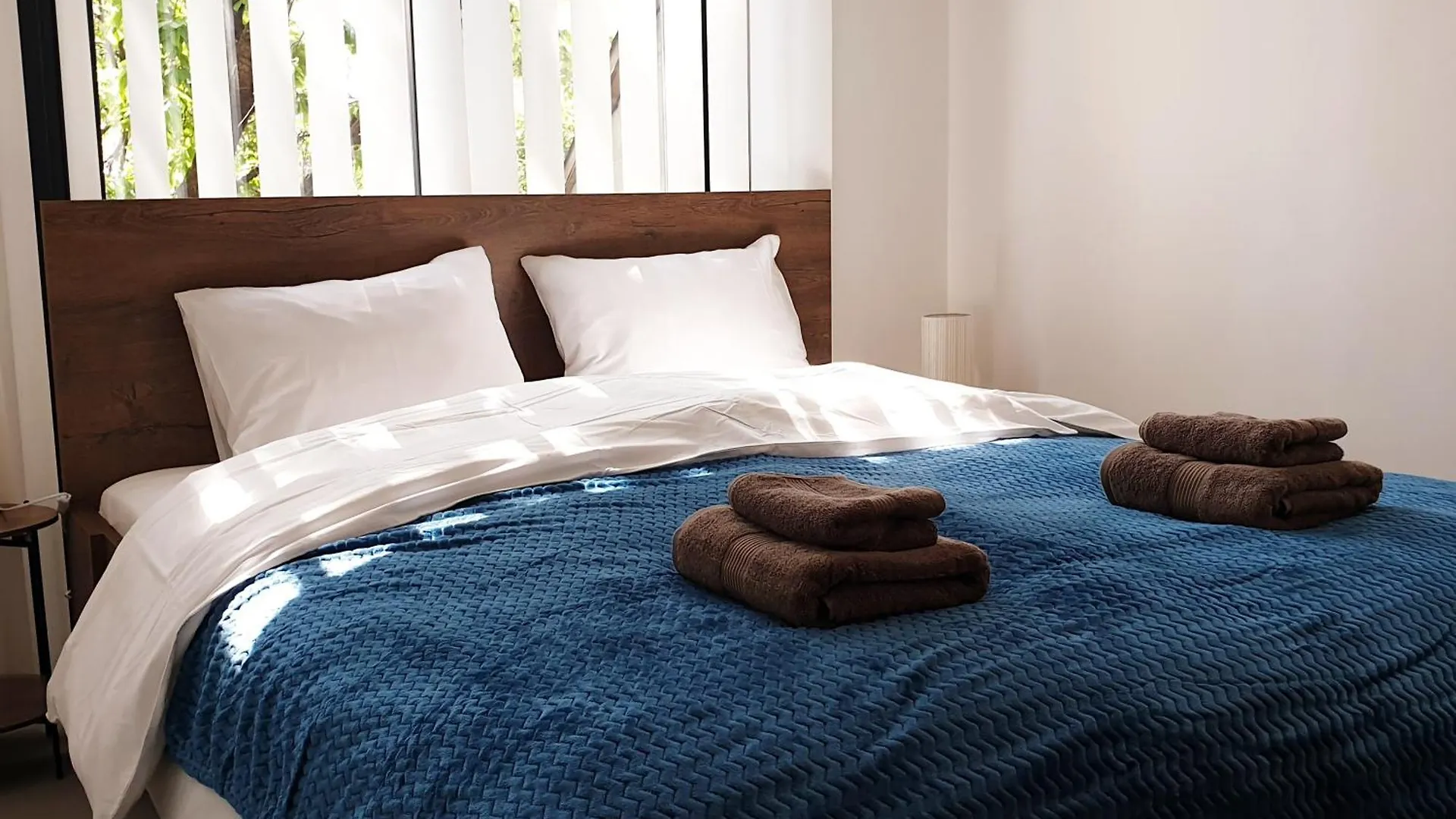 City Home Apartman Eger Apartamento
